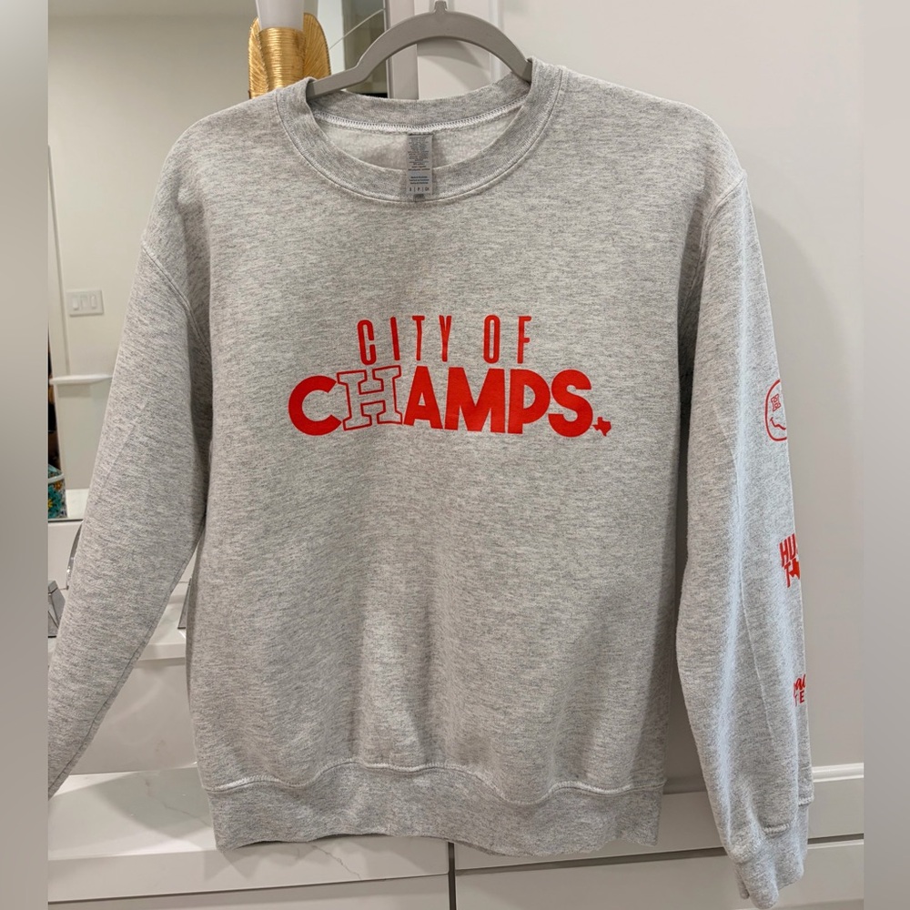 Gray 'City of Champs' Sweatshirt